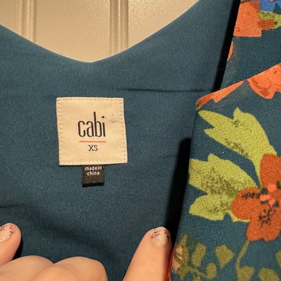 Cabi Teal Floral Still Life Tank Size XS - Picture 3 of 5